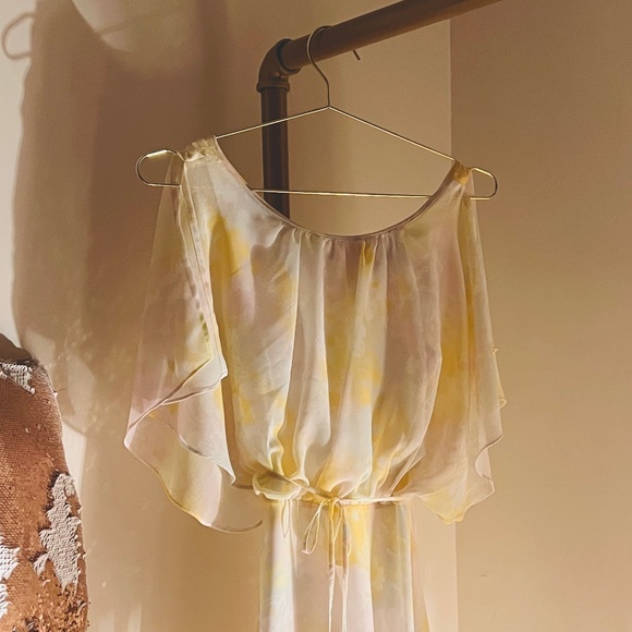 Flutter Dress - Picture 1 of 1